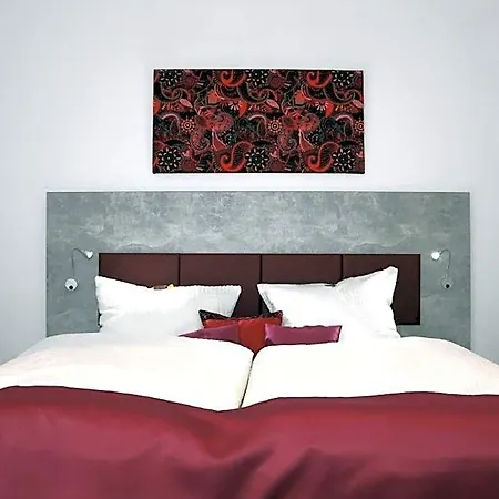 Arthotel Brunnen 巴特皮尔蒙特