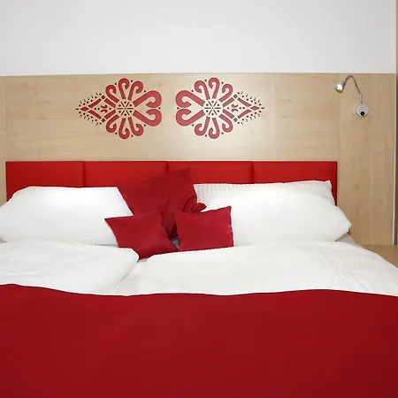 Arthotel Brunnen 4*