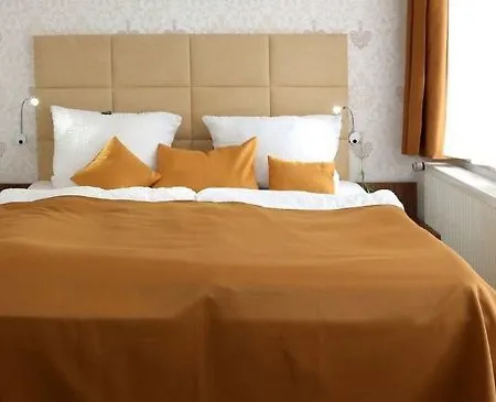 Arthotel Brunnen Отель Бад-Пирмонт
